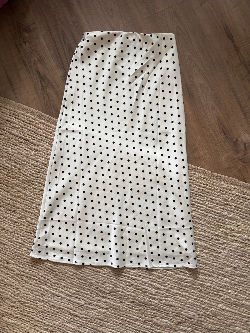 White Polka Dot Maxi Skirt - Picture 3 of 3